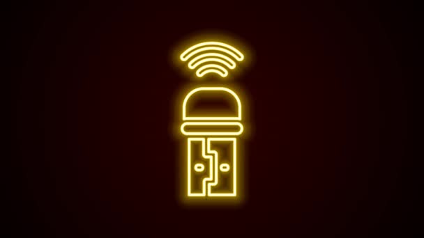 Gloeiende neon lijn Usb draadloze adapter pictogram geïsoleerd op zwarte achtergrond. 4K Video motion grafische animatie — Stockvideo