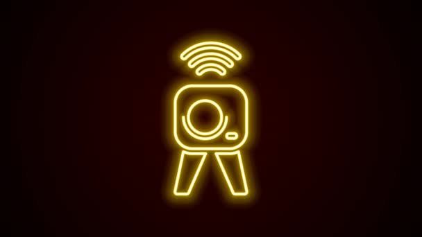 Lumineux néon ligne icône de la caméra Web isolé sur fond noir. Caméra de chat. Icône Webcam. Animation graphique de mouvement vidéo 4K — Video