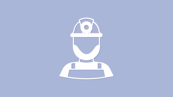 Witte Miner in een helm pictogram geïsoleerd op paarse achtergrond. 4K Video motion grafische animatie — Stockvideo