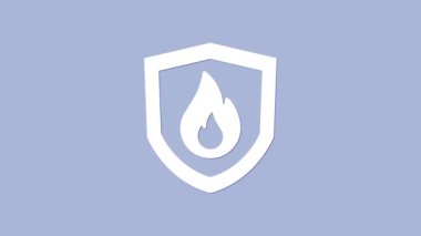 Beyaz Ateş koruma kalkanı simgesi mor arkaplanda izole edildi. Sigorta konsepti. Güvenlik, güvenlik, koruma, konsept koruma. 4K Video hareketli grafik canlandırması