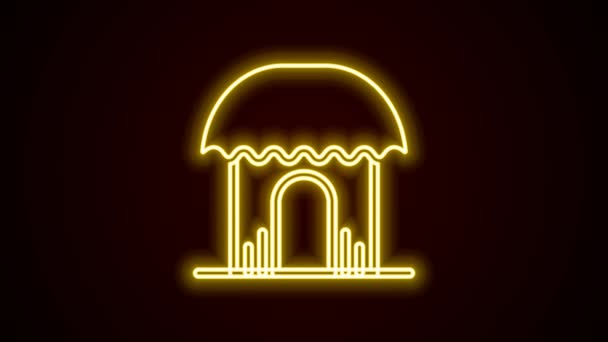 Icono de cabaña africana de línea de neón brillante aislado sobre fondo negro. Símbolo de casa africana. Animación gráfica de vídeo 4K — Vídeos de Stock