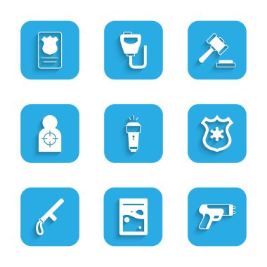 El feneri, plastik uyuşturucu poşeti, polis elektrik şoku, rozet, plastik sopa, ateş etmek için insan hedef sporu, Yargıç tokmak ve kimlik ikonu. Vektör
