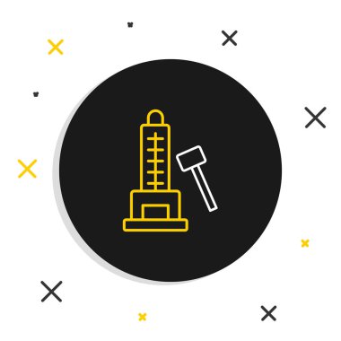 Beyaz arka planda büyük çekiç simgesi olan Line High forveti. Gücü ölçmek için cazibe. Eğlence parkı. Renkli taslak konsepti. Vektör