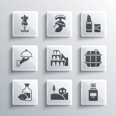 Köy manzarası, parfüm, şarap fıçısı, Coliseum Rome, limoncello şişesi, tepsi dolusu yiyecek, manken ve ruj ile kaplanmış. Vektör