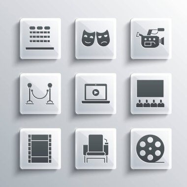 Sinema sandalyesini, film makarasını, ekranlı oditoryumu, çevrimiçi oyun videosunu, Play Video 'yu, ip engelini, koltukları ve kamera simgesini ayarlayın. Vektör