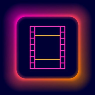 Parlayan neon hattı Play Video simgesi siyah arkaplanda izole edildi. Film şeridi tabelası. Renkli taslak konsepti. Vektör