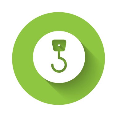 Beyaz Endüstriyel kanca ikonu uzun gölgeli arka plan izole edilmiş. Turna kancası ikonu. Yeşil daire düğmesi. Vektör