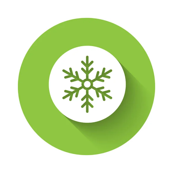 Белый значок снежинки изолирован с длинным теневым фоном. С Рождеством и Новым годом. Кнопка зеленого круга. Вектор — стоковый вектор