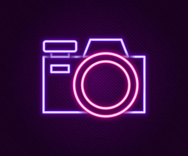 Leuchtende Leuchtschrift Fotokamera-Symbol isoliert auf schwarzem Hintergrund. Ikone der Fotokamera. Buntes Rahmenkonzept. Vektor — Stockvektor