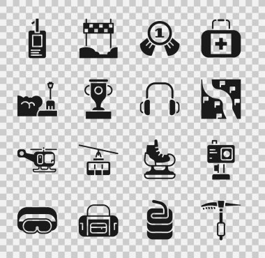 Buz baltası, aksiyon kamerası, güzergah konumu, madalya, ödül kupası, kar yığınındaki kürek, kimlik kartı ve kış kulaklığı ikonu. Vektör