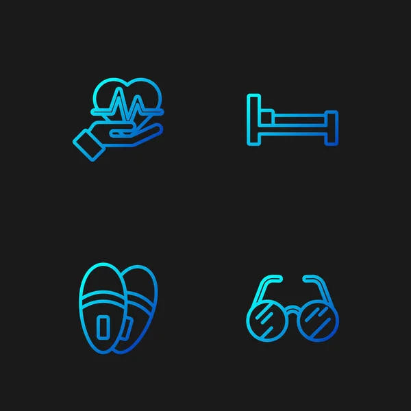 Set de gafas graduadas, zapatillas, frecuencia cardíaca y cama. Iconos de color degradado. Vector — Vector de stock