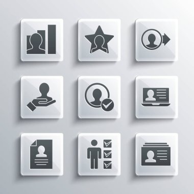 İş elbisesi giyen adam kullanıcısını ayarla, özgeçmişi olan dizüstü bilgisayar, hesap ekranı oluştur, arama yapan insanlar için el, üretken insan ve simge oluştur. Vektör