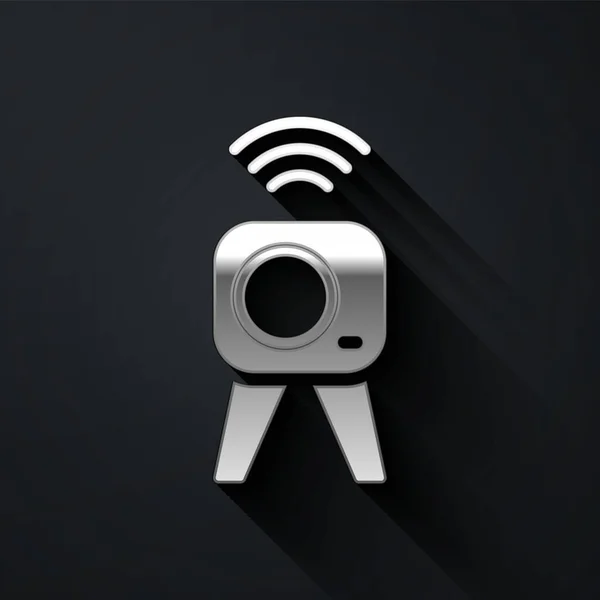 Silver Web kamera ikon isolerad på svart bakgrund. Chattkamera. Webbkameraikonen. Lång skuggstil. Vektor — Stock vektor