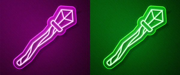 Zářící neonová čára Ikona magické hole izolované na fialovém a zeleném pozadí. Kouzelná hůlka, žezlo, hůl, tyč. Vektor — Stockový vektor