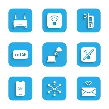 Ağ bulut bağlantısını, e- posta ve e-postayı, kablosuz interneti, 5G, wi-fi ve Router sinyal ikonuyla mobil bağlantıyı ayarla. Vektör
