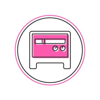 Doldurulmuş Gitar Yükseltici simgesi beyaz arkaplanda izole edildi. Müzik aleti. Vektör.