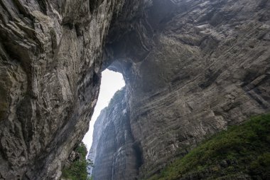 tianmen tianmen milli park alanında Mağarası
