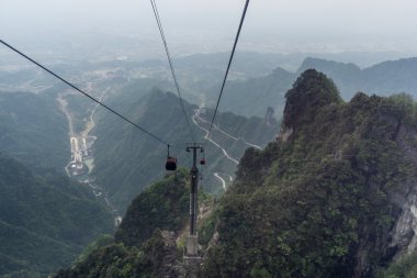 tianmen dağın dolambaçlı yol