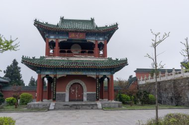 tianmen dağ tapınak mimarisi