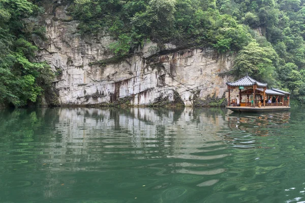 Baofeng lake landschap — Stockfoto