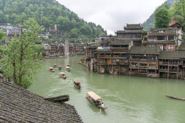 fenghuang antik kenti