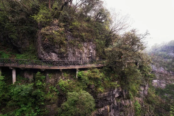 Tianmen ορεινό τοπίο όσο και από άποψη — Φωτογραφία Αρχείου