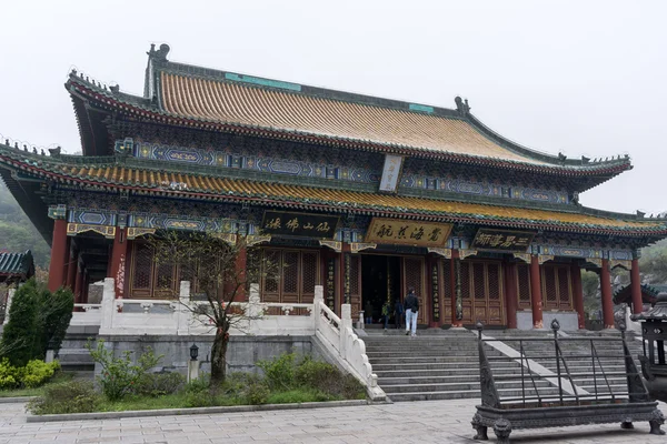 Tianmen berg tempel het platform — Stockfoto