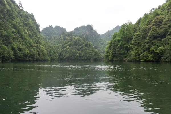 Paisaje lago baofeng — Foto de Stock