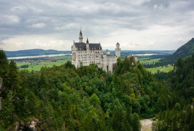 Neuschwanstein kale Manzaralı