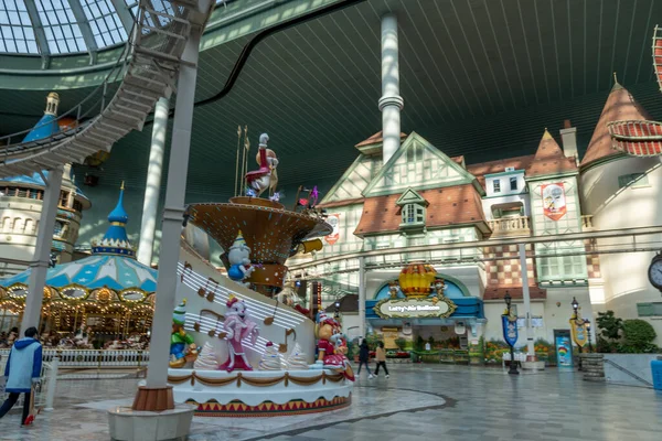 Blick Auf Den Freizeitpark Lotte World Adventure Indoor Großer Überdachter — Stockfoto