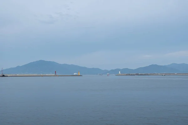 Yeosu Ocean Widok Przybrzeżny Latarniami Morskimi Różnych Montains Oddali Yeosu — Zdjęcie stockowe