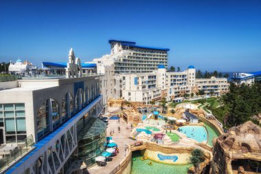 Samcheok Sol plajı su parkı manzaralı. Samcheok, Güney Kore 'de ünlü bir tatil köyü. 11 Eylül 2021 'de çekildi.