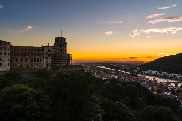Solnedgång över Heidelberg Castle — Stockfoto