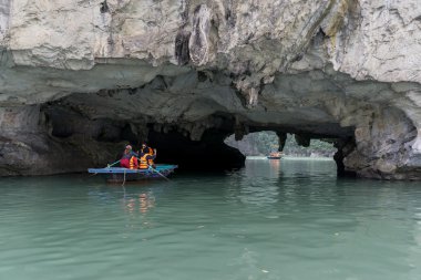 Luon Mağarası