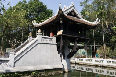 bir ayağı pagoda