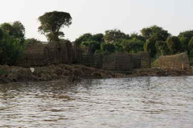 Tonle Sap Gölü sahne