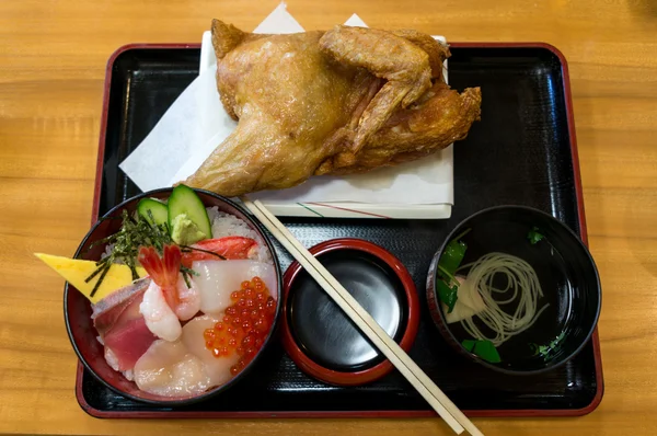 Cozinha de frango japonês — Fotografia de Stock