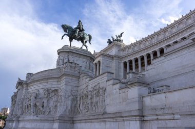 Victor Emmanuele II heykelleri
