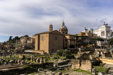 Sabah Roman Forum üzerinde ışık