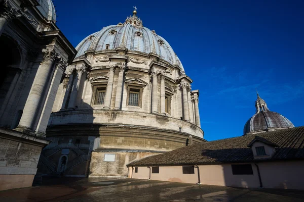 Saint Peters Basilica Dome up close — Stock Photo, Image
