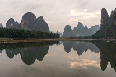 xingping sabah yansıma