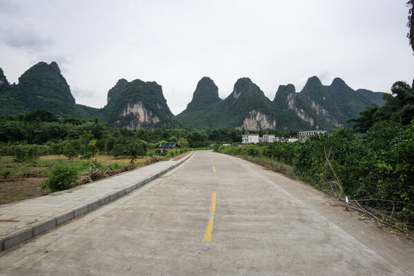 The road nearby li river