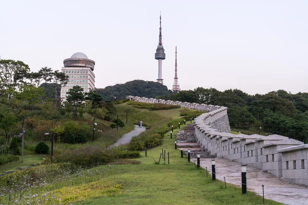 南山 seonggwak 公园 — 图库照片