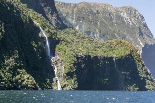 Cascata del Milford Sound — Foto Stock