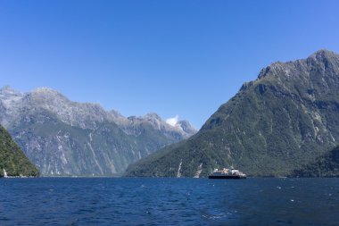 Milford ses manzara görünümünden tekne gezisi
