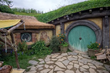 Hobbitköy Hobbit delikler
