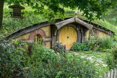 Hobbitköy Hobbit delikler