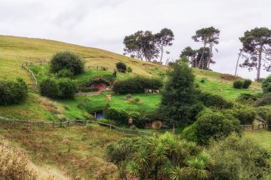 Hobbitköy Hobbit delikler