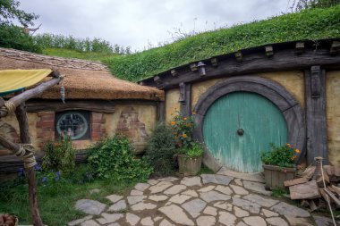 Hobbitköy Hobbit delikler