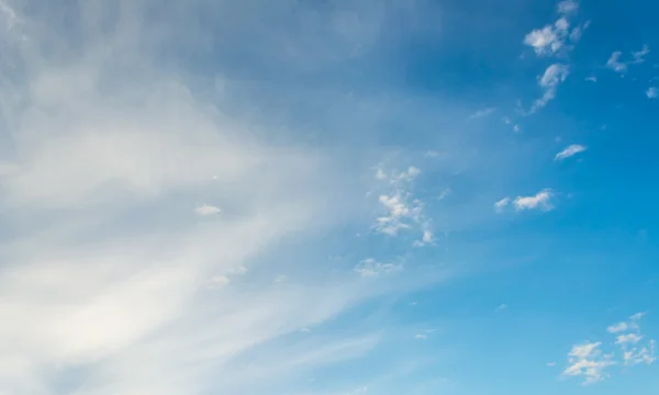 Imagem Céu Claro Com Nuvens Brancas Dia Para Uso Segundo — Fotografia de Stock